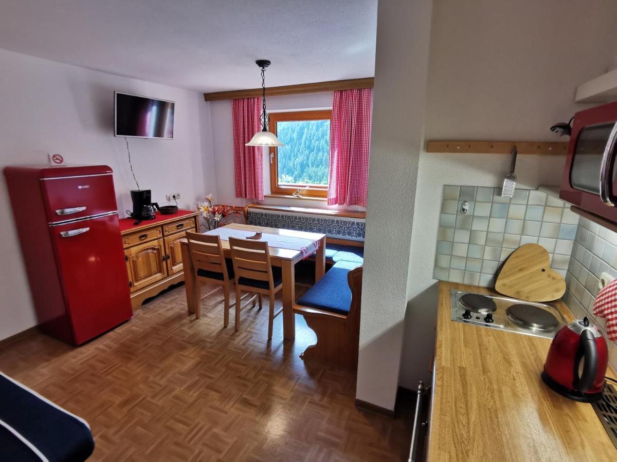 Ferienwohnungen Boehm Sankt Jakob in Defereggen Exterior foto